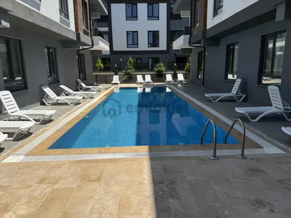 Yalı Mahallesinde Mutfak Ayrı Havuzlu 90 M2 2+1 Ara Kat 2