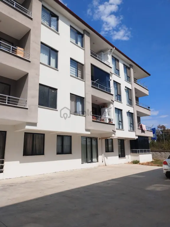 Öğretmen'den Konuralp 'de 1+1 Kiralık Daire 1