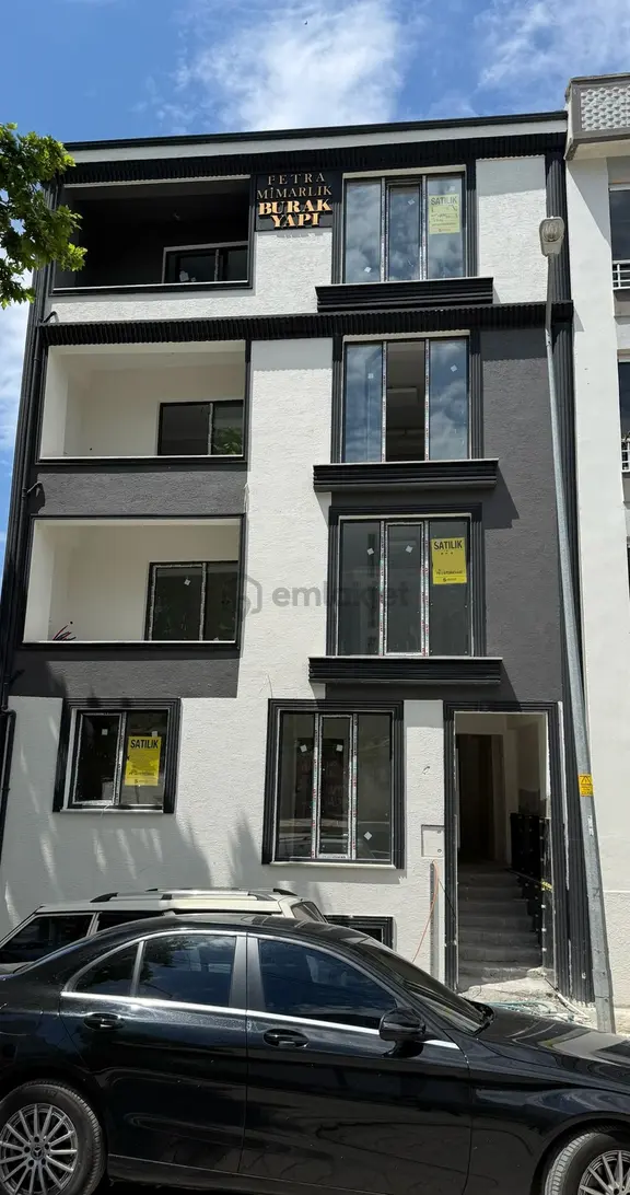 Erdek Atatürk Mah. Deniz Manzaralı Sıfır Satılık Dublex Daire 2
