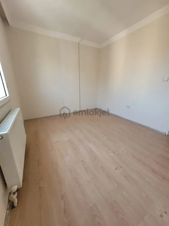 Çiğli Yenimahalle De Muhteşem Konumda 3+1 Kiralık Daire 2