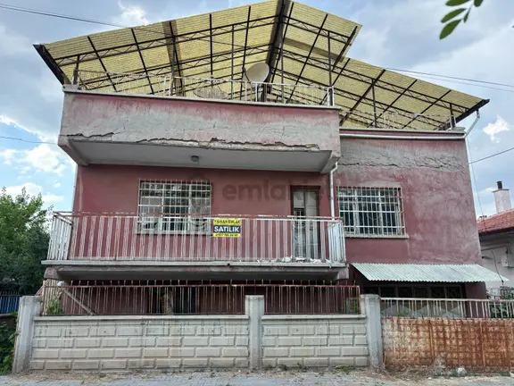 Yaman'dan Bolvadin Konak Mah. Müstakil Satılık Dubleks Ev 1