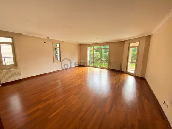Özlem Aksu..rapsodi Evleri Göle Sıfır -özel- 3+1 Kiralık Bahçe 2