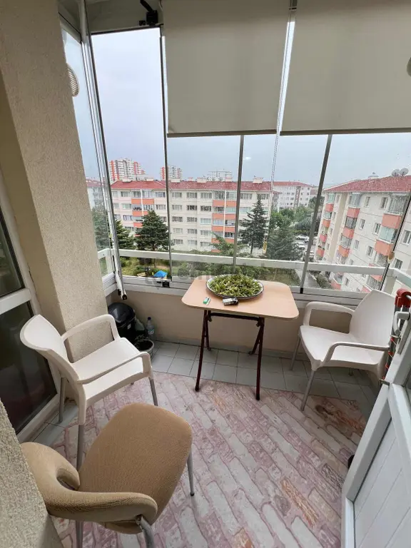 A L C Den Yunus Emrede Site İçi Salon Bağımsız 2+1 Satılık Daire 2