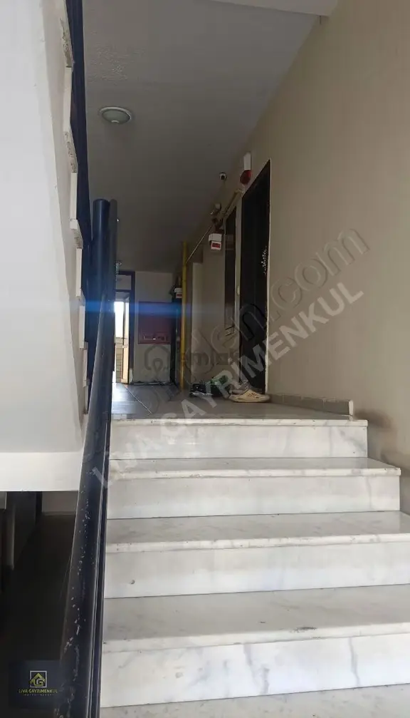 İzmir Buca Gaziler Mah.acil Satilik 3+1 Daire 2