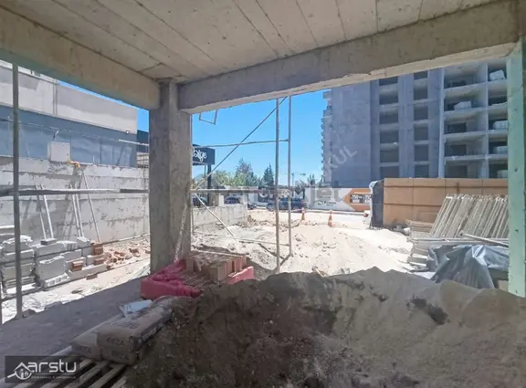 Arstu Gm. Haliseden Avm Yanında 300 M2 Kiralık Dükkan 1