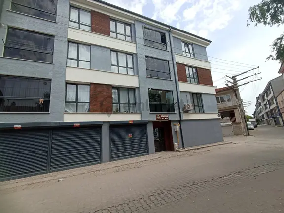 Century 21 Vizyon'dan Esentepe Mah. 1+1 Eşyalı Kiralık Daire 2