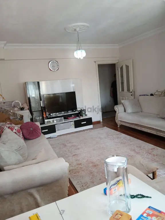 Bağcılar Yenigün De Fırsat Daire 3+1 2.kat 115 M² 1
