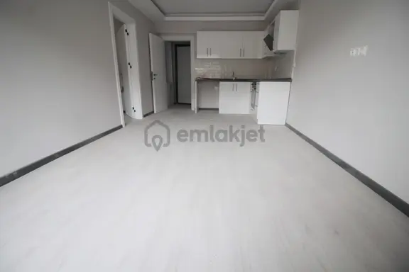 Muhittin Mahalesi Havuzlu Site İçinde Satılık Sıfır 1+1 Daire 1