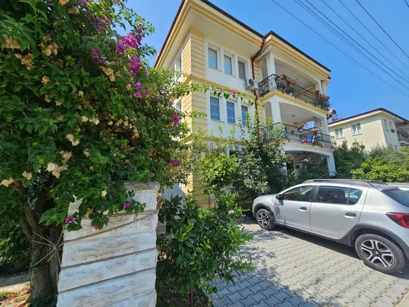 Goldhouse Dan Satılık Daire Denize 100 Metre Mesafede 2+1 Dubleks 1