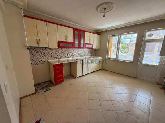 Güneyyamaç Evlerinde 3+1 Kiralık Daire---burcu Emlaktan--- 2