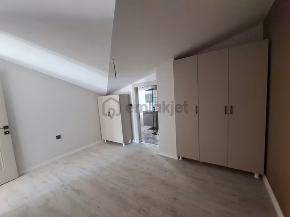 Alaçatıdan Bölgenin En Ucuzu İskanlı/teraslı/yerden Isıtma 2