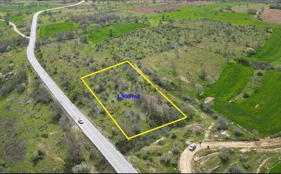Kırklareli Merkez Üsküp'te Satılık 1900 M² Yatırımlık Tarla! 1