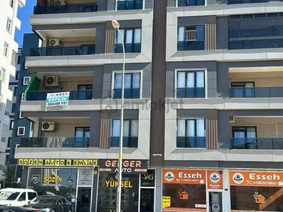 Akev Gayrimenkul'den Narlıkuyu Mah. Cadde Üstü Arakat 3+1 Daire 2