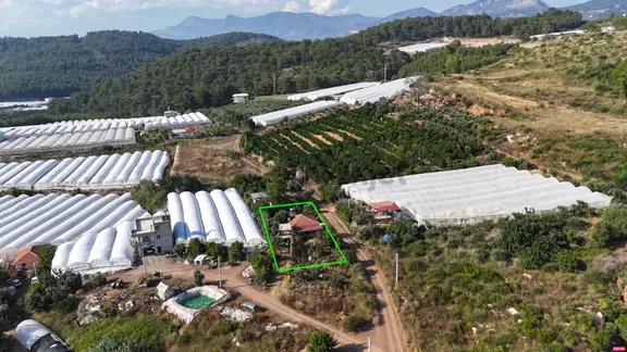 Antalya Beykonak Mahallesi'nde Manzaralı Müstakil Ev Ve Bahçesi 1