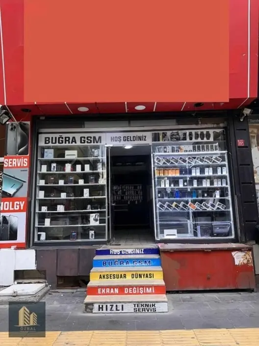 Özbal Emlak Ofis Merkezi Konumda Üç Katlı Satılık Dükkan 1
