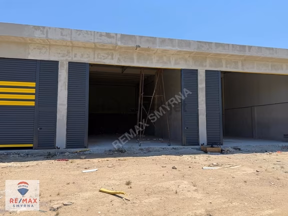 Remax Smyrna'dan İncirliova Da Merkezi Konumlu Üretim Tesisi 2