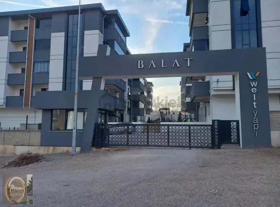Roma' Dan Welt Balat Sitesinde Satılık Daire 1