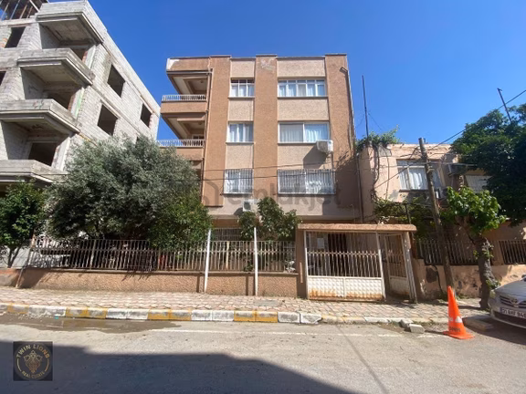 İskenderun Piri Reis Mahallesinde Satılık 3+1 Geniş Dairemi 1