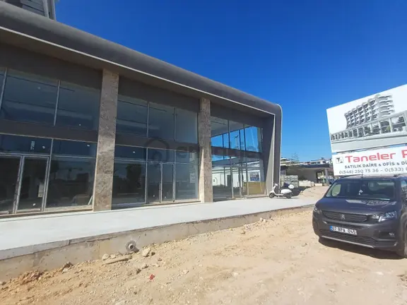 Altıntaş Havaalanı Yolu Üstünde 375 M2 Kiralık Mağaza Dükkan 1