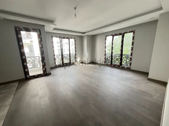 Büyülçekmece Atatürk Mah Site İçinde Sıfır Ultra Lüks 2+1 Satılık Daire 1