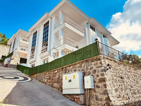 Trabzon Ortahisar Kireçhanede Satılık Villa 1