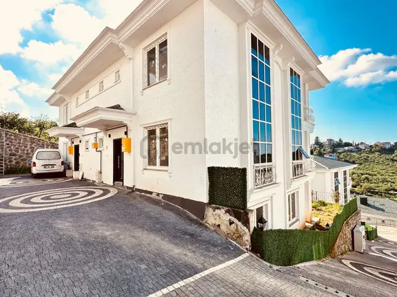 Trabzon Ortahisar Kireçhanede Satılık Villa 2