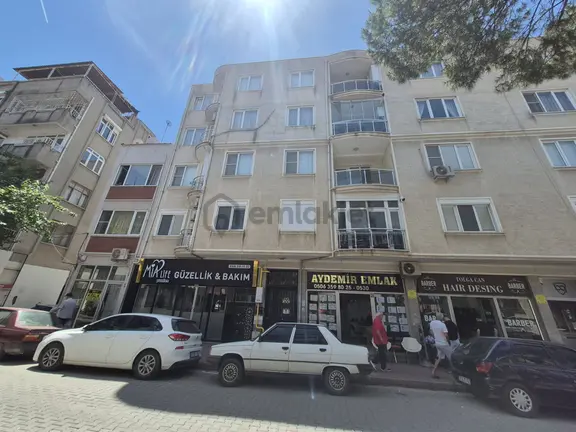 Edremit Eski Kaymakamlık Karşısı 168 M2 Satılık 3+1 1