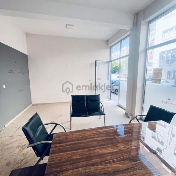 Manisa Muradiye Kiralık İşyeri Hedef Gayrimenkul Den 2