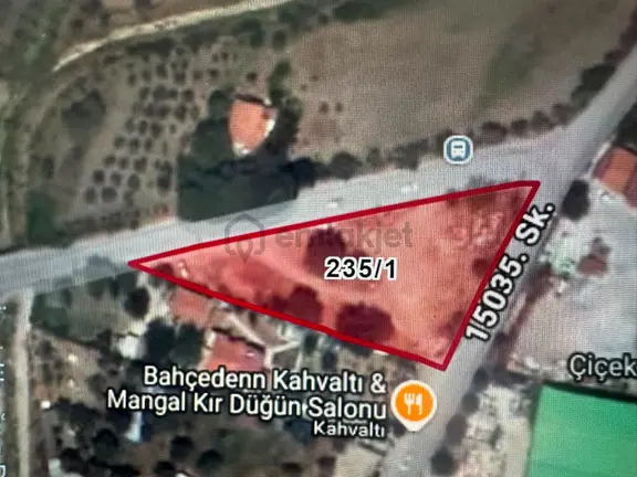 A24 Site Emlak Urla Bademler Köyünde Satılık Arazi 1