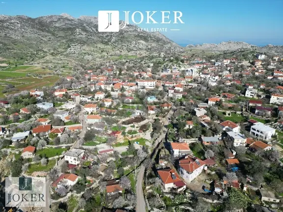 Joker: Taşlıca Evlere 150 Metre Yakınlıkta İmara Komşu Tarla 1