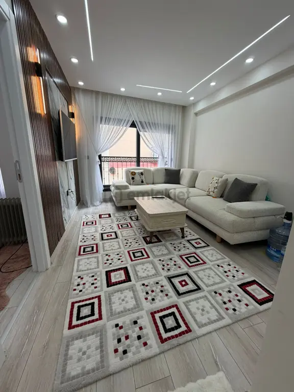 Acill Konak Altıntaş Mah.de Üçyol Meydan Yakını 1+1 50m2 Dgazlı Arakat Asansörlü Satılık Daire 1