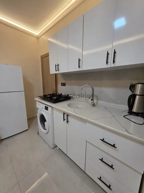 Baraj Yolunda Eşyalı Kiralık 1+1 Daire 1
