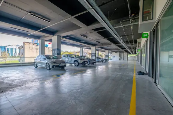 Dağıstan Gayrimenkul Autogroos Ta 375 Dükkan 2