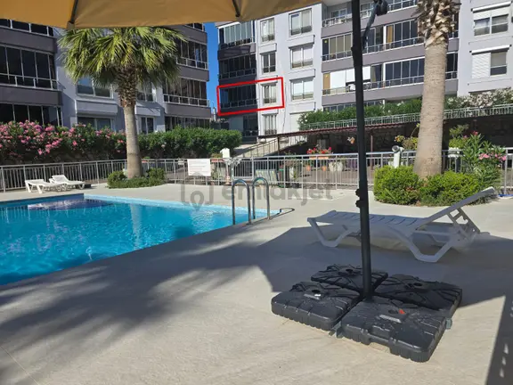 Güzelbahçe Yelki'de Yüzme Havuzlu Güvenlikli Sitede 3+1 Satılık Daire 2