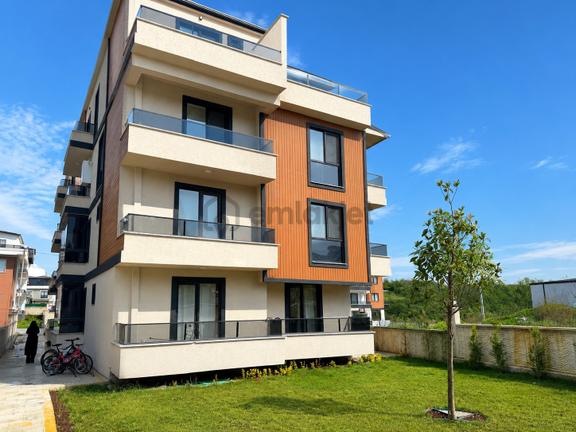 Paşadağ Mahallesinde Yerden Isıtmalı, Ebeveyn Banyolu Kiralık3+1 1