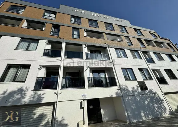 Pruva'dan Sıfır Binada 1+1 Dubleks Eşyalı Kiralık Daire 1