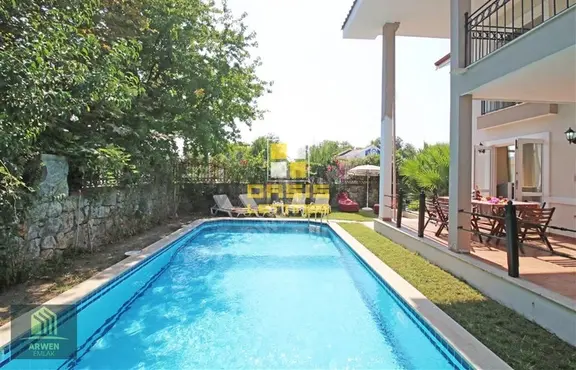 Arwen Emlak 4+1 Özel Havuzlu Triplex Müstakil Villa Kiralık!! 2