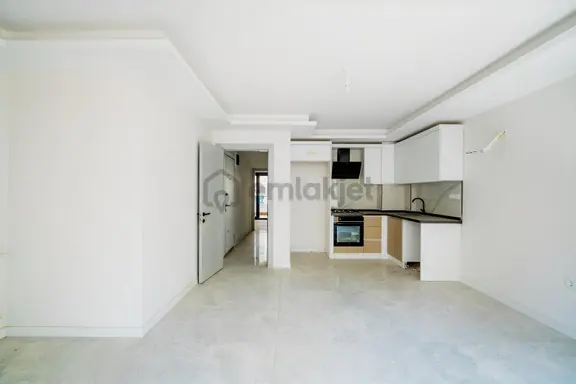 Marmaris Merkezde Denize 60 Metre Sıfır 2+1 Satılık Daire 2