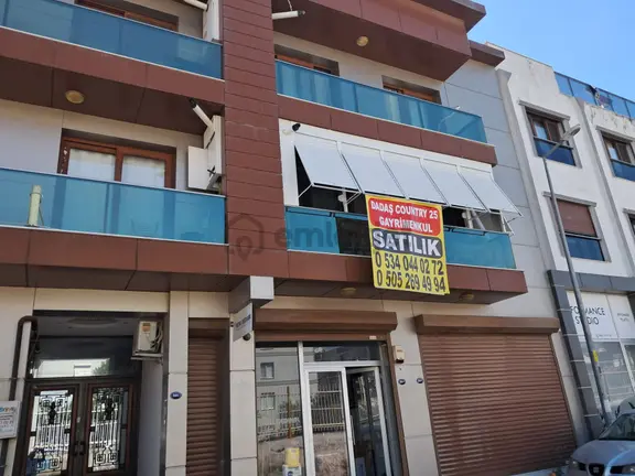 Satılık İzmir Çiğli Yenimahalle’de 3+1 Daire Kaçırılmayacak Fırsat! 1
