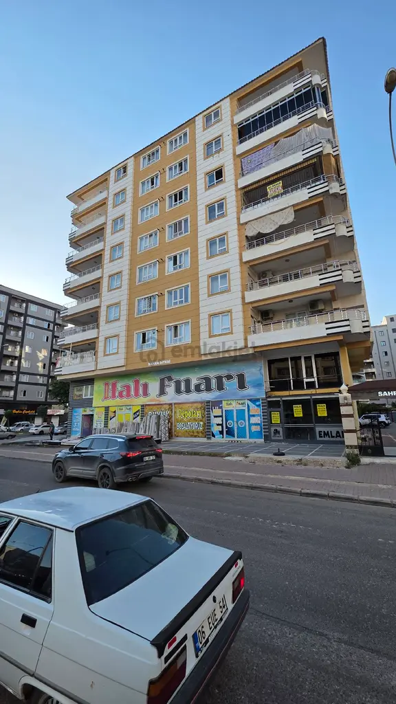Satılık 4+1 Daire 1