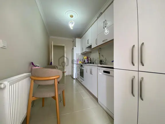 Akalın Dan Refetbele Mah Önü Açık Geniş Satılık Daire 3+1 135m2 1