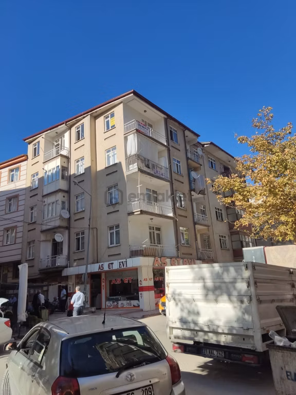 Ecrin Emlak' Tan Namık Çitçi Caddesinde Satılık 2+1 Fırsat Daire 1