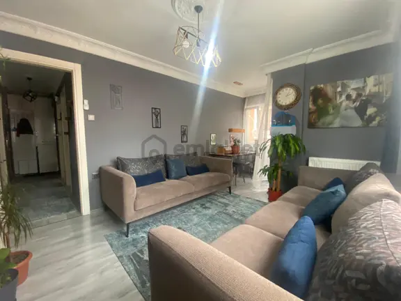 Buca Laleli Mah.de Hem Oturumluk Hem Yatırımlık 2+1 85 M2 Arakat Daire 1