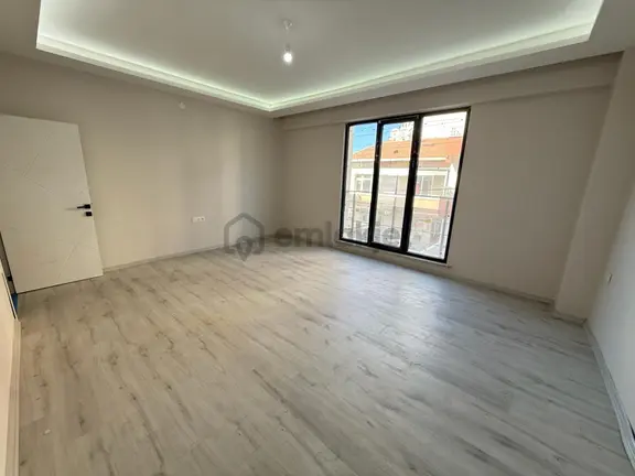 Delux'den Çınarlı Mh. Cadde Üzerinde Satılık Lux 3+1 Daire 1