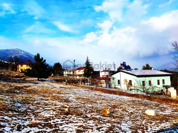 Kar Emlaktan Yenikonacık Hatıllı Mevkiinde 330 M2 Satılık Arsa 1