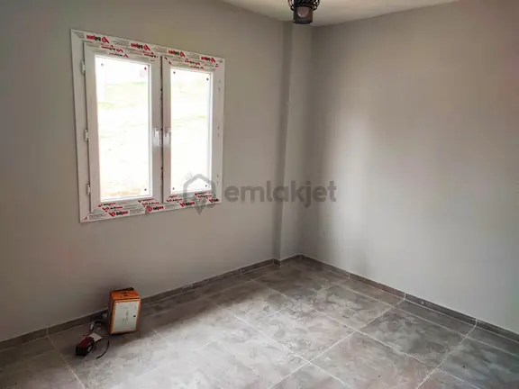 Kar Emlaktan Yenikonacık Efes Sitesi Altında 3+1 Satılık Dubleks Villa 2