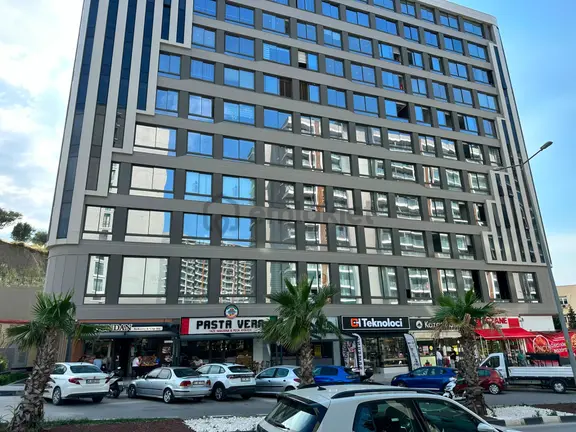 Zeki Emlak'tan Uncubozköy Mahallesinde Noran Officium'da Kiralık 2+0 Ofis 1