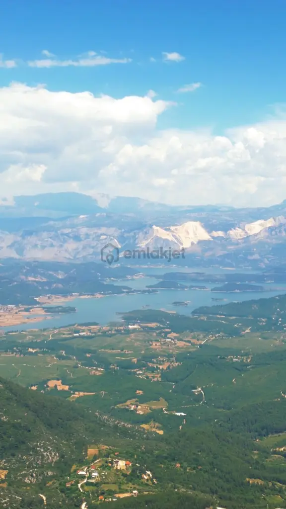 Bucak Dutalan Köyü 85.000 M2 Arazi 1