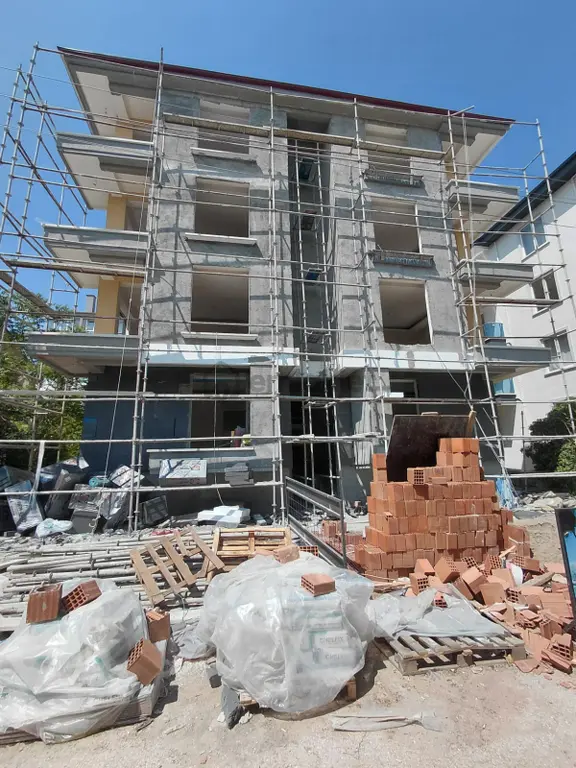 Tezcan Emlak İstiklal Mah Satılık 3+1 Lüks Daire 1