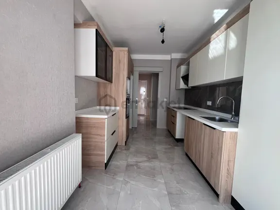 Ankara Kazanç'tan Ultra Lüks Saraycığın Gözdesi Asm 500 Evlerde Kiralık 2+1 Daire 2